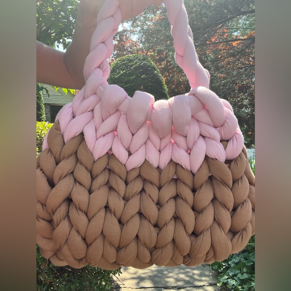 Handwoven purse
